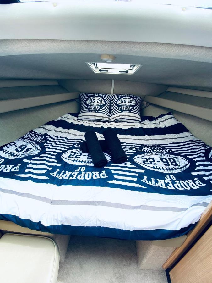 Dormir dans un bateau - BOAT PARADISE HÔTEL La Rochelle  Exterior foto